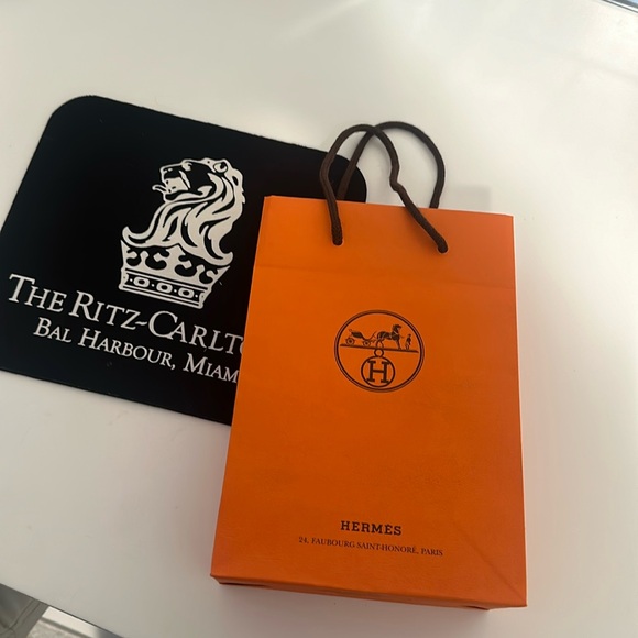 Hermes shopping bag - Picture 1 of 5